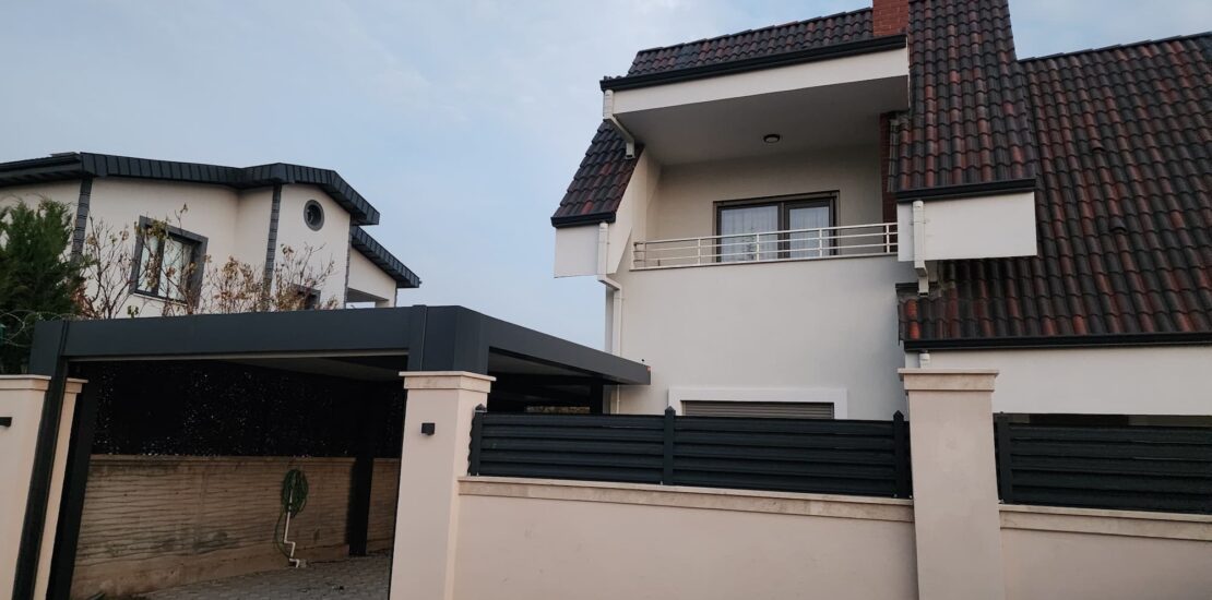 Konya'da lüks konut için uygulanan araç koruma carport sistemi