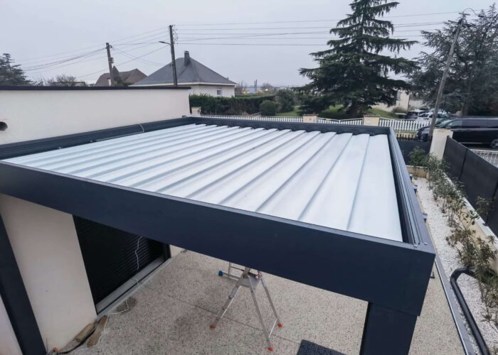 bioclimatic pergola application for restaurant terrace